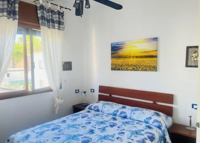 דירה Sunny With Balcony-beahost *