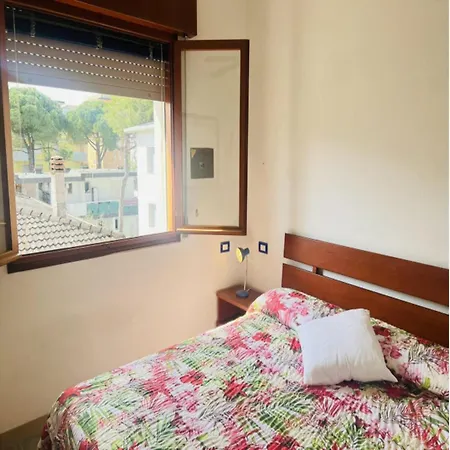 Apartment Lovely With Sunny Balcony - Beahost