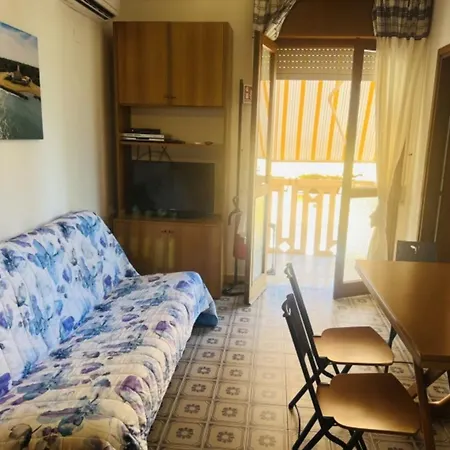 Sunny With Balcony-beahost ביביונה